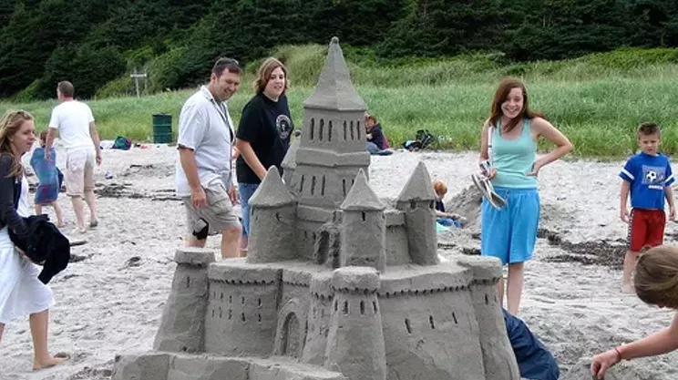 Image: Clam Harbour Sandcastle Contest