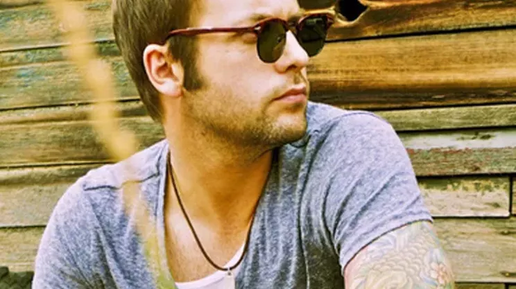 Image: Dallas Smith w/Sundy Best