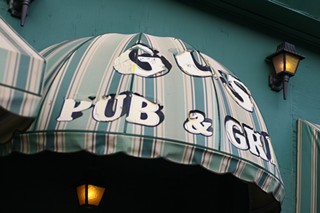 Gus' Pub & Grill