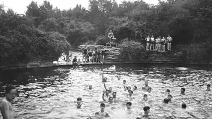 Image: Hit the Decks II: A Pool Jam