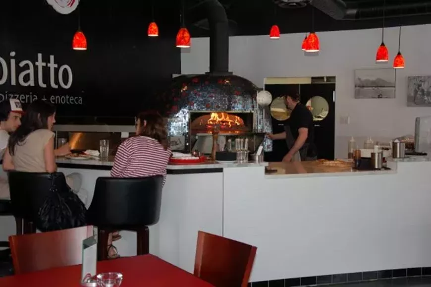 Piatto Pizzeria + Enoteca