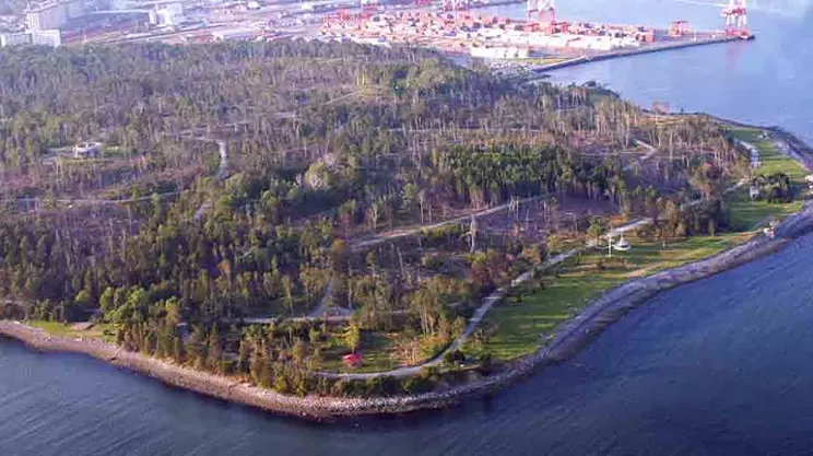 Image: Point Pleasant Park Hike