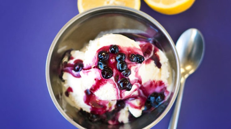 Shaker Lemon Ice Cream with Blueberry Topping