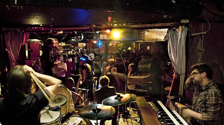 Image: The Seahorse Tavern