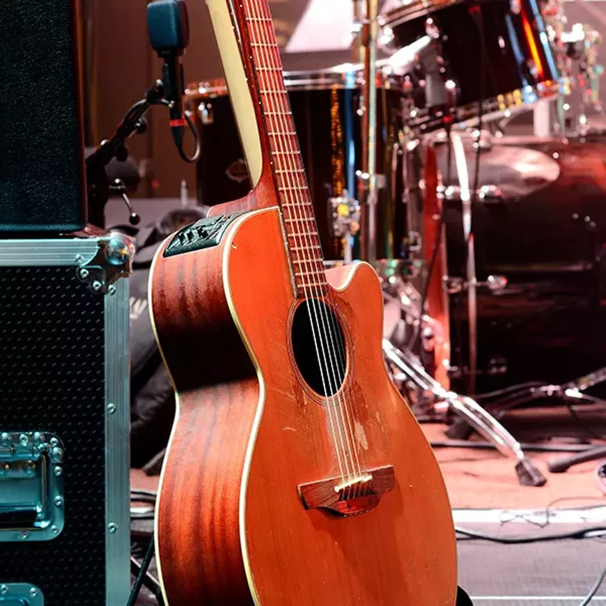 guitar-accoustic-9.webp