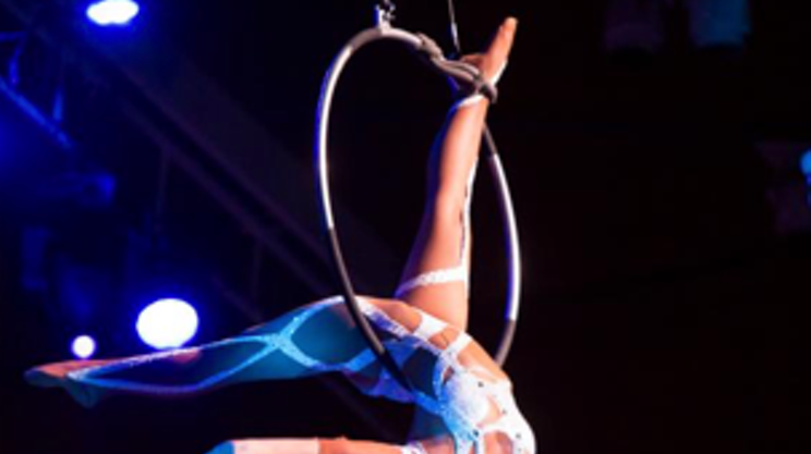 Image: Cirque Music Holiday presents Wonderland