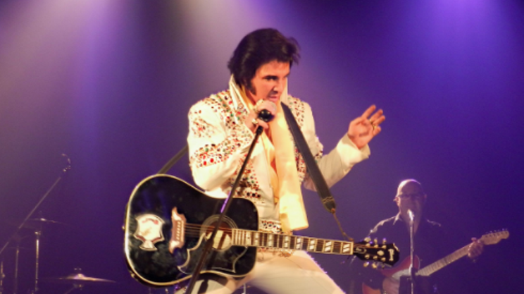 Image: Elvis impersonator Thane Dunn