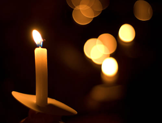 Image: Candlelight vigil