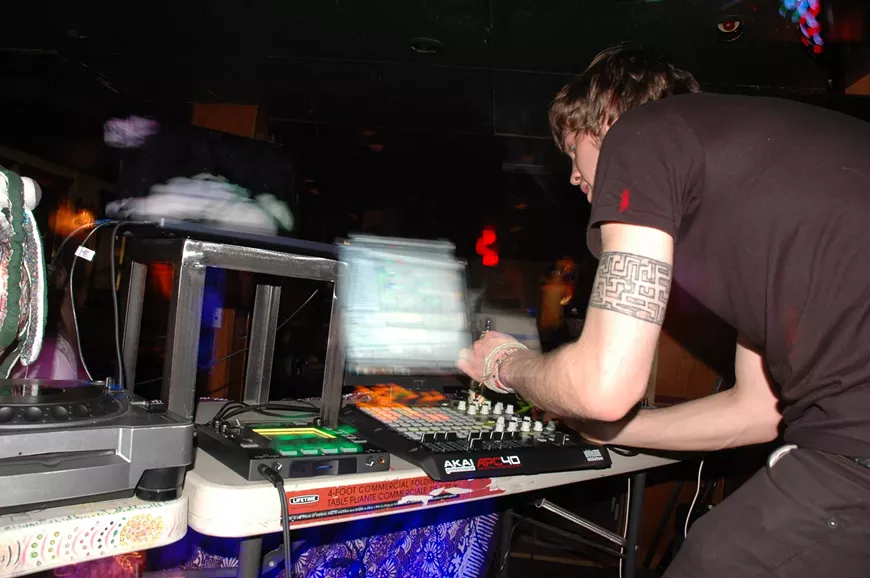 19.49_shortlist_music_club_stoic_dsc_0031_credit_jonbob.webp