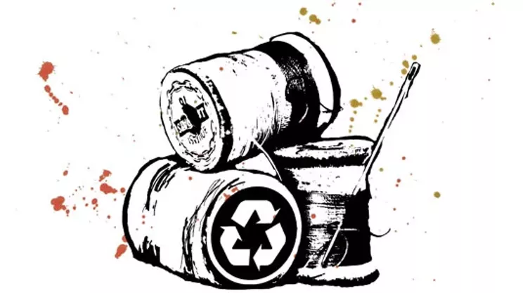 Image: Artisans that use recycled materials