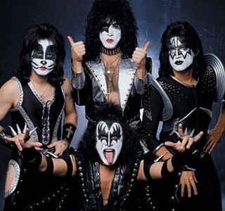 KISS rock 'n' rolls over the Common
