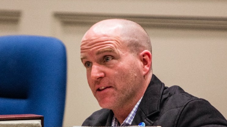 Matt Whitman apologizes for “Chinese fire drill” video