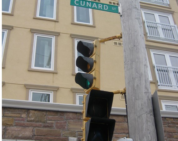 No “stop” hand at Cunard crosswalk