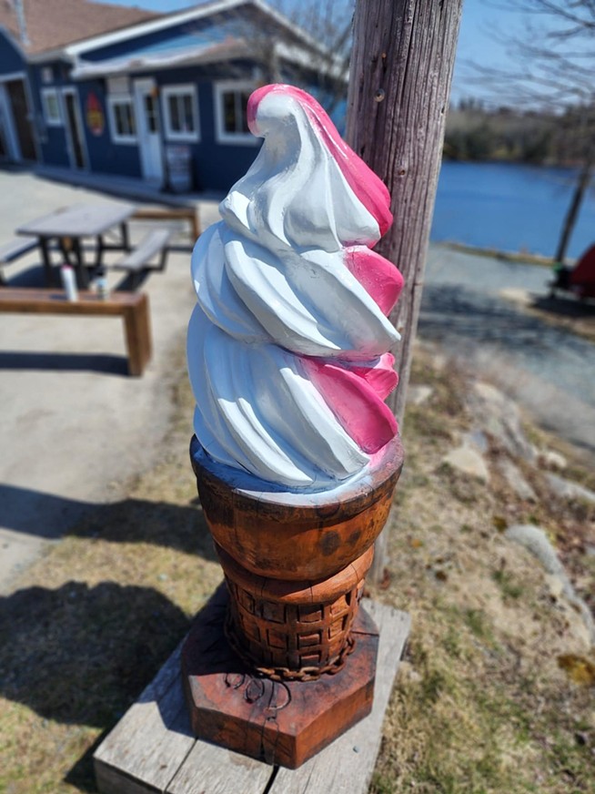 Take an ice cream bicycle tour of St. Margaret’s Bay this summer